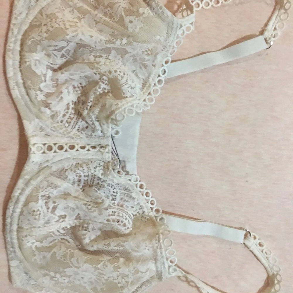 NWT Victoria secret bra